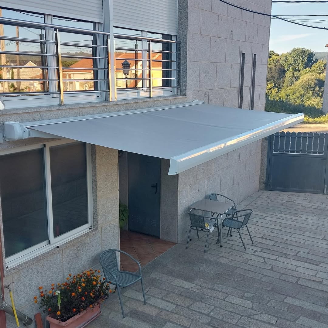 Empresa especializada en mecanismos de protección solar automatizados
